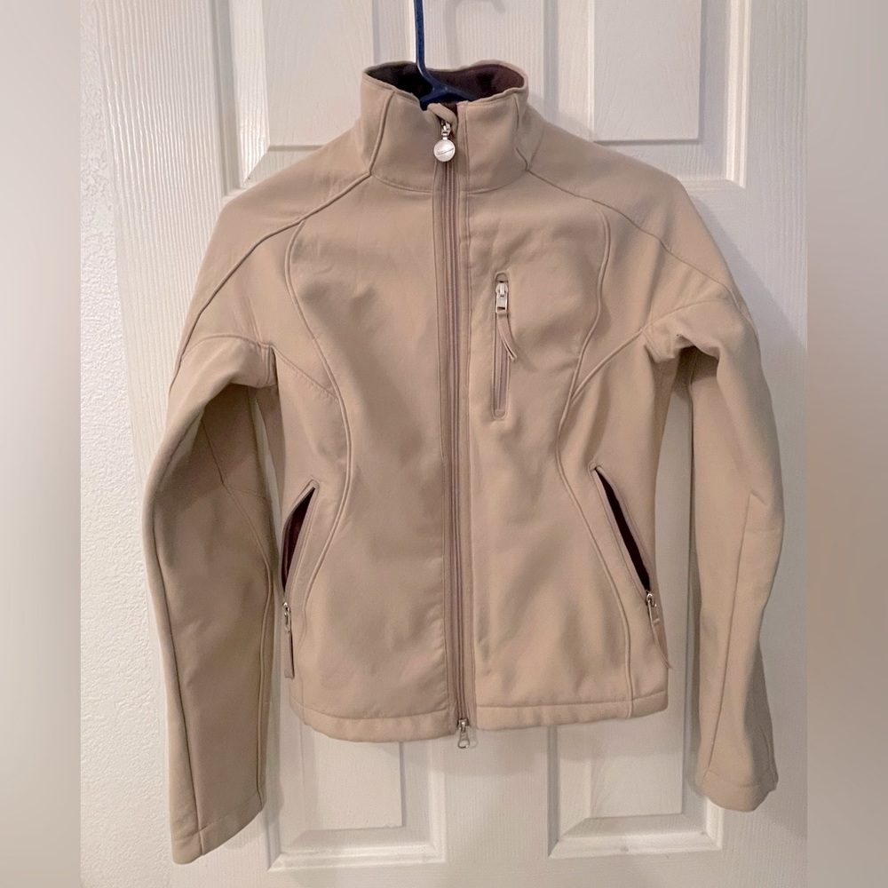 Nike Beige Therma Fit jacket Size XS